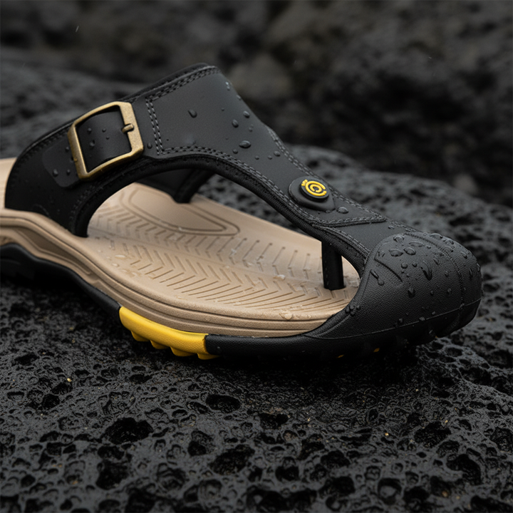 Luca Wanderer Sandal