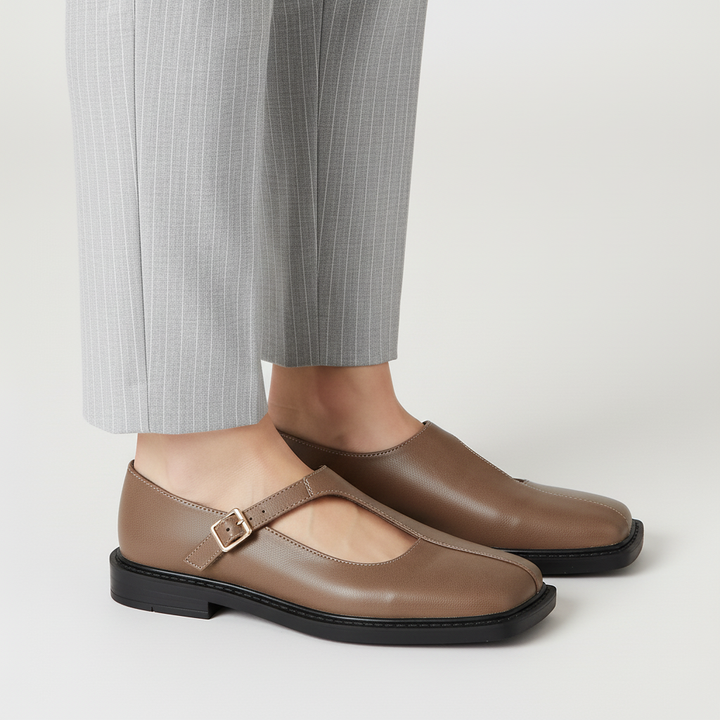 Madeleine Carré Flat