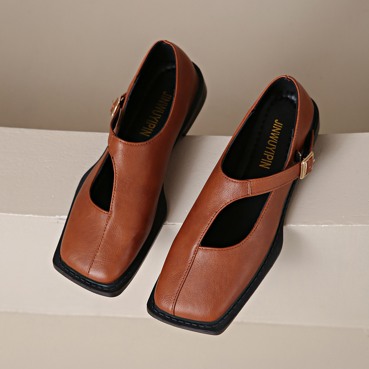 Madeleine Carré Flat
