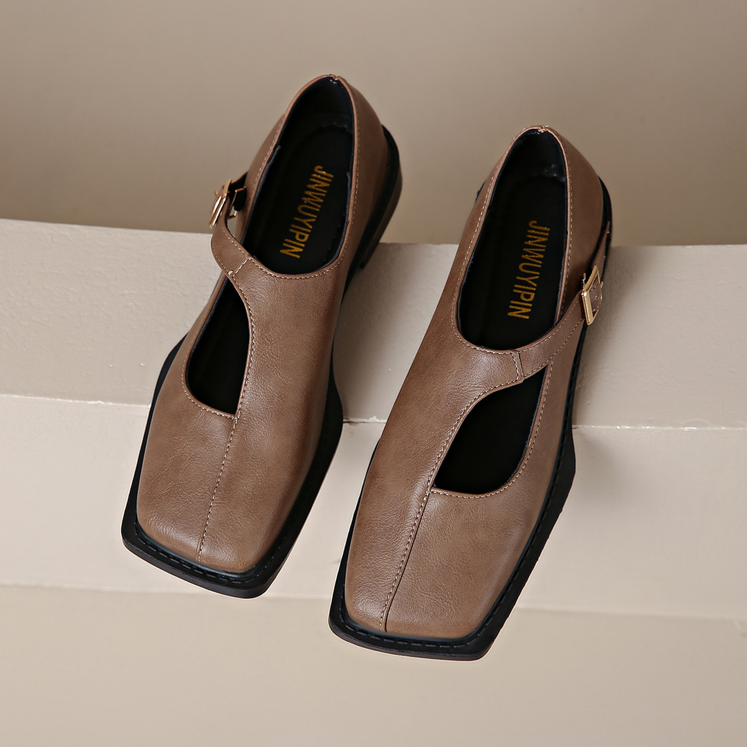 Madeleine Carré Flat